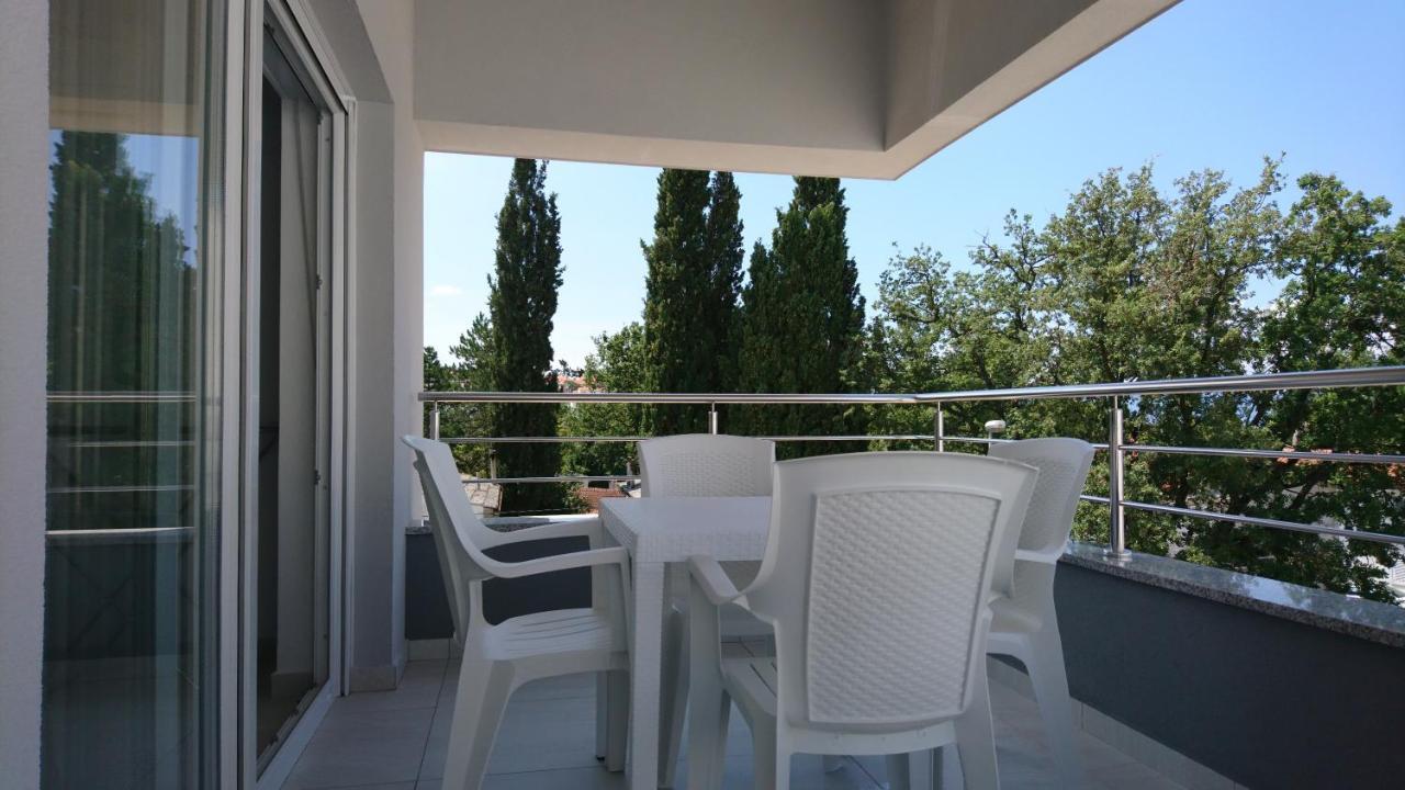 Appartamento Colic Njivice Esterno foto